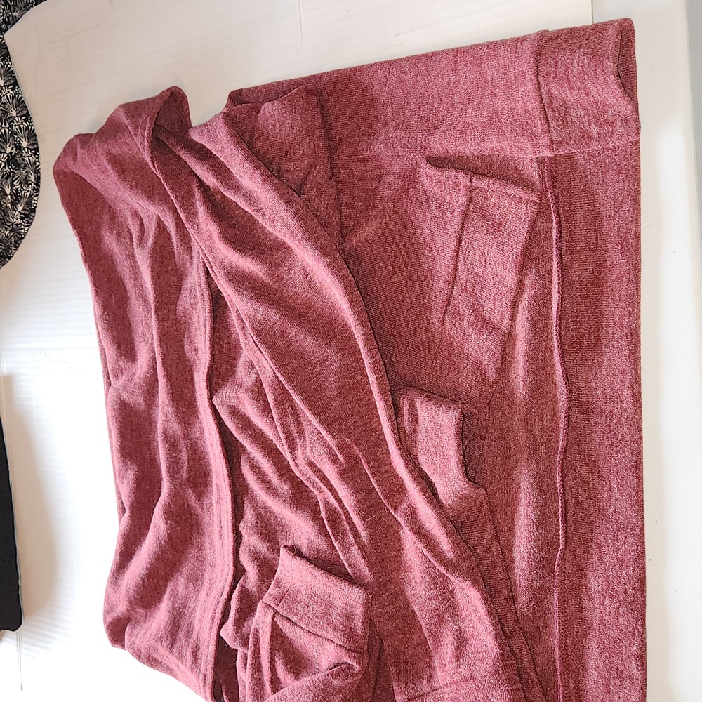 Nitt Sweater Flying Tomato
